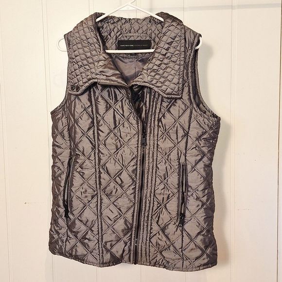 Marc New York Andrew Marc Jackets & Blazers - NWOT MARC NEW YORK Womens  Metallic Gray Quilted Vest Size Large